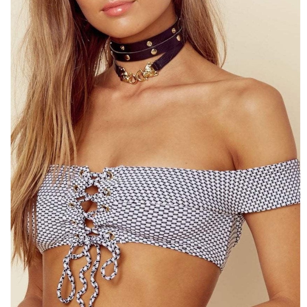 Off the shoulder crop top bikini with lacing